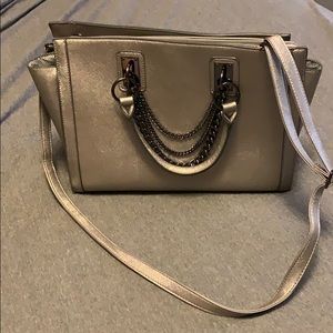 Crossbody chain bag
